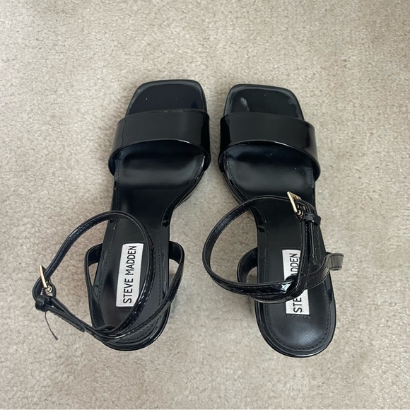 Steve Madden Black Camaron Heels - Picture 5 of 6